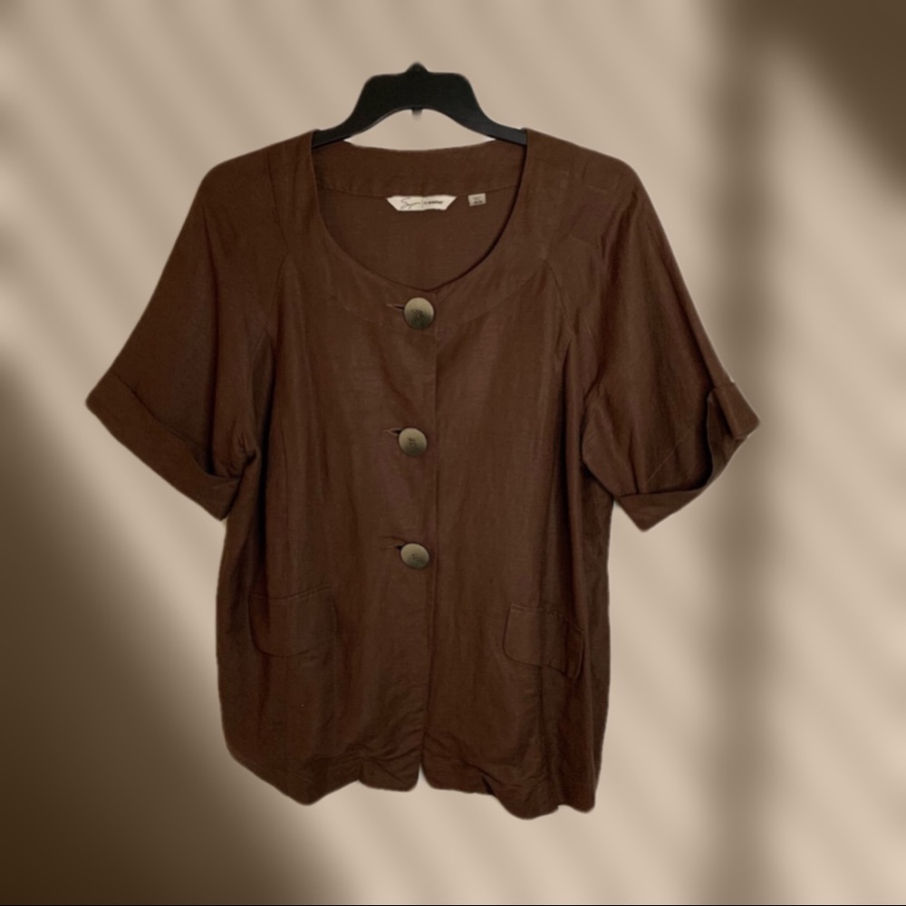 Soft by Avenue                Brown Linen/Rayon blouse